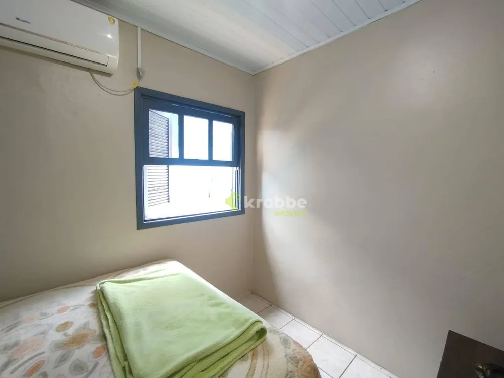 Casa, 6 quartos, 147 m² - Foto 6