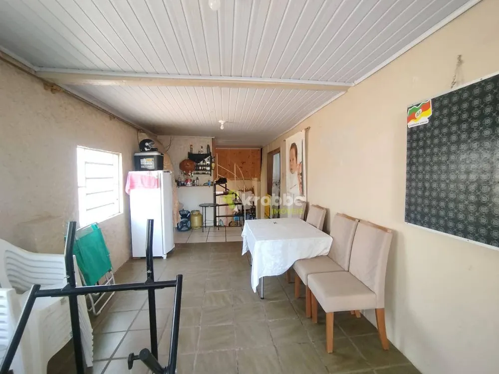 Casa, 6 quartos, 147 m² - Foto 2