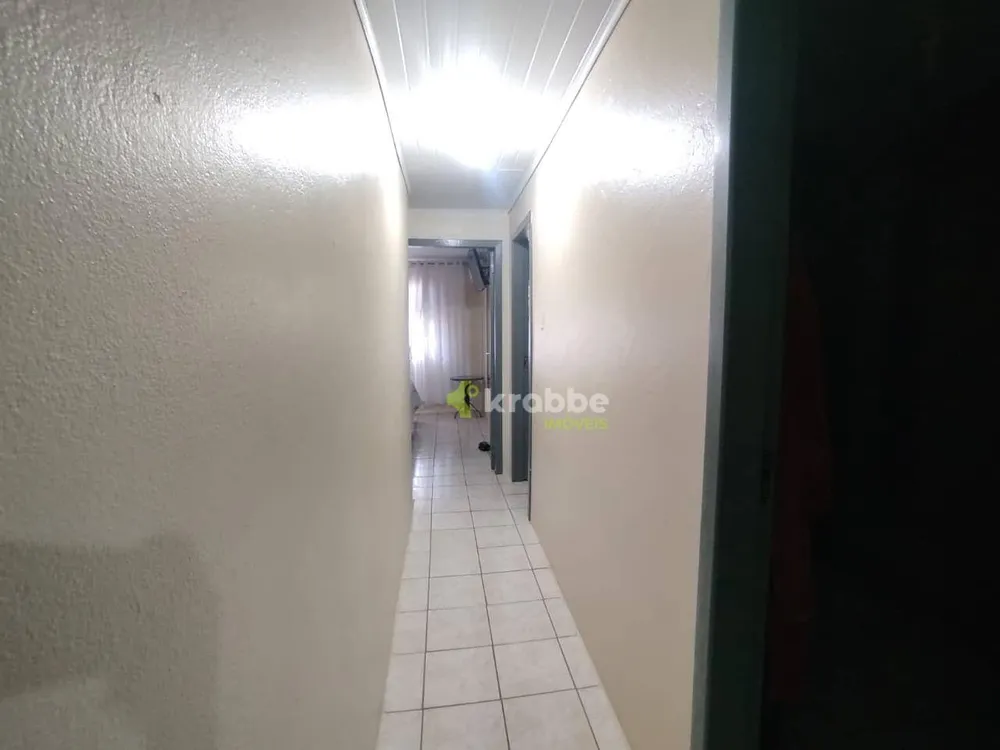 Casa, 6 quartos, 147 m² - Foto 8