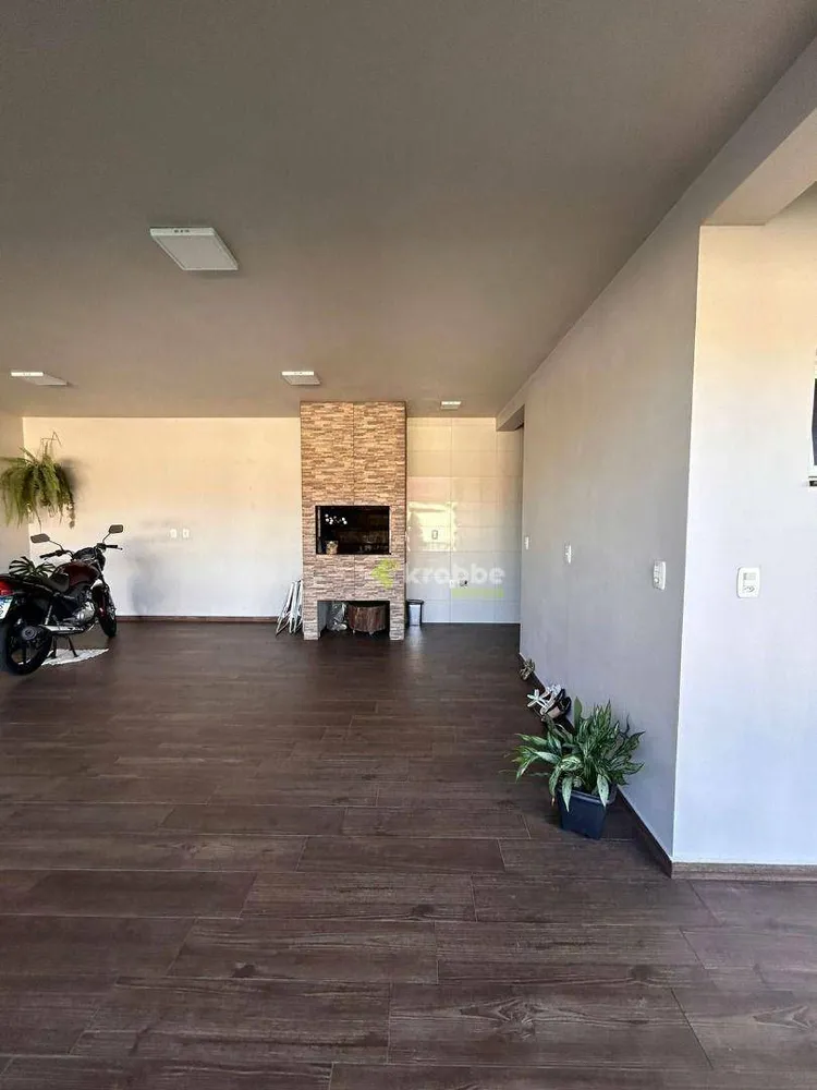 Casa, 3 quartos, 141 m² - Foto 4