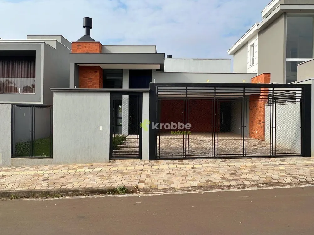 Casa, 3 quartos, 197 m² - Foto 1