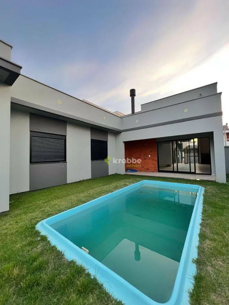 Casa, 3 quartos, 197 m² - Foto 4