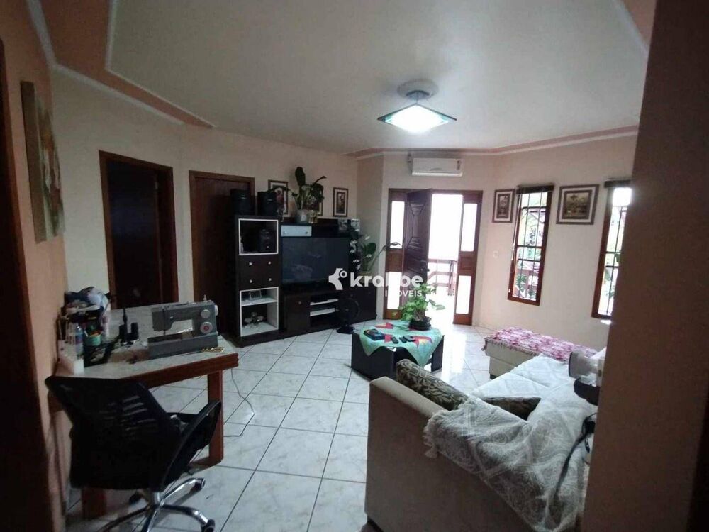 Casa à venda com 4 quartos, 176m² - Foto 2
