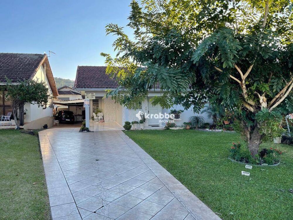 Casa à venda com 4 quartos, 140m² - Foto 3
