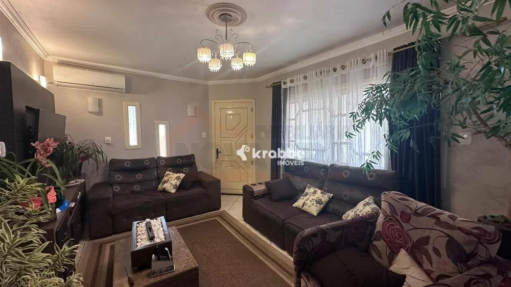 Casa, 2 quartos, 157 m² - Foto 4