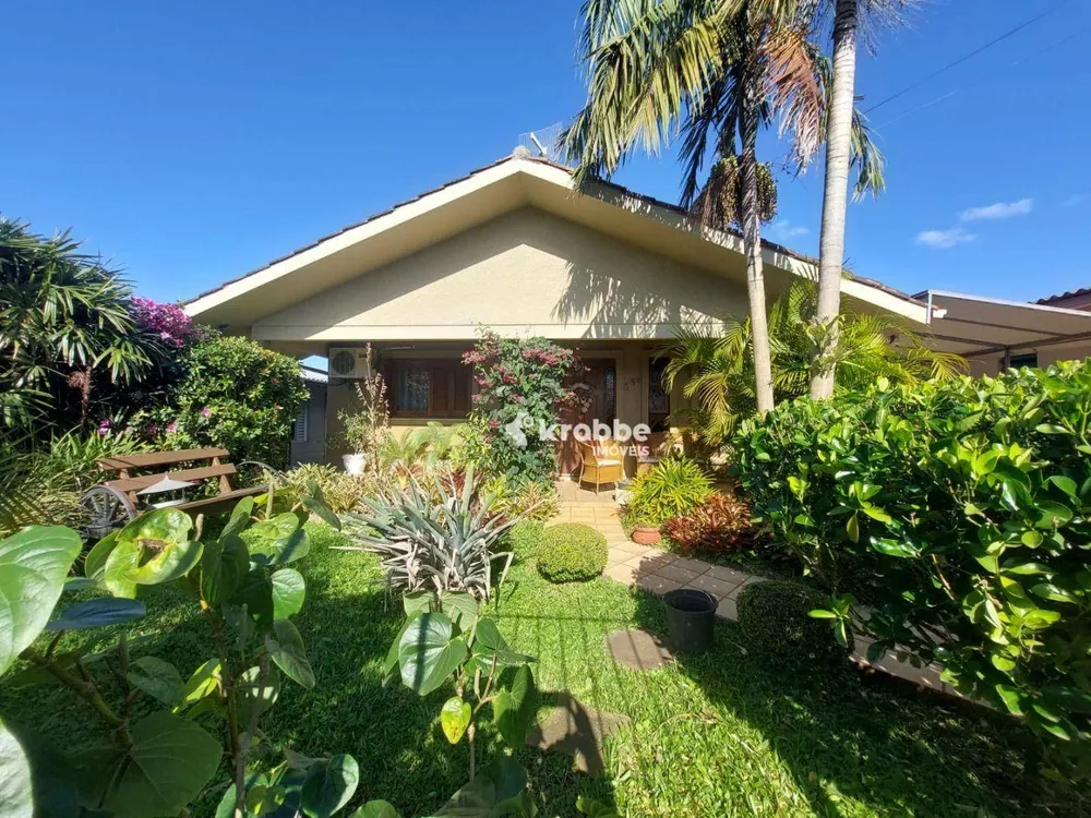 Casa, 3 quartos, 151 m² - Foto 1