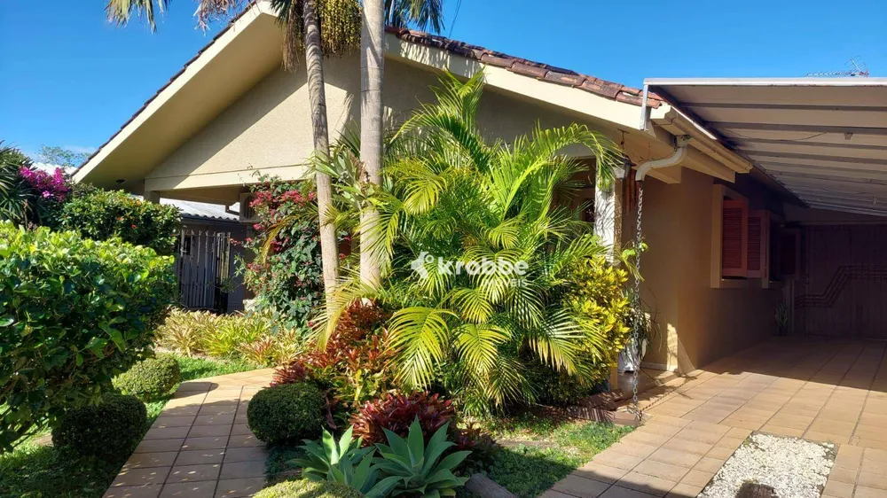 Casa, 3 quartos, 151 m² - Foto 2