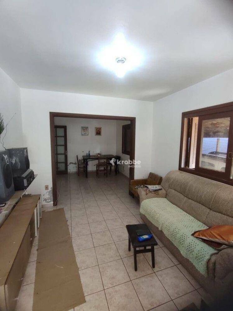 Casa à venda com 3 quartos, 188m² - Foto 2