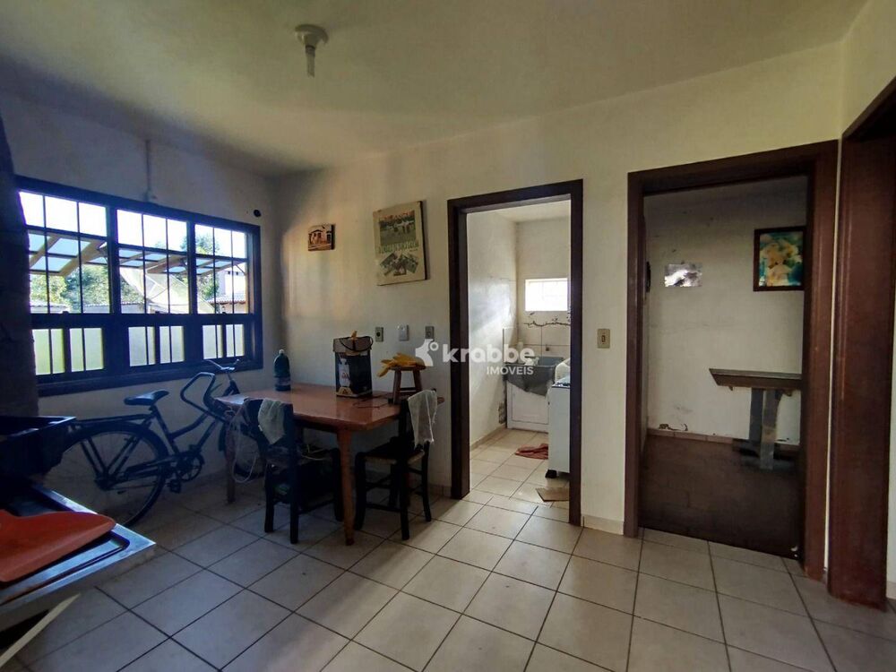 Casa à venda com 3 quartos, 188m² - Foto 9