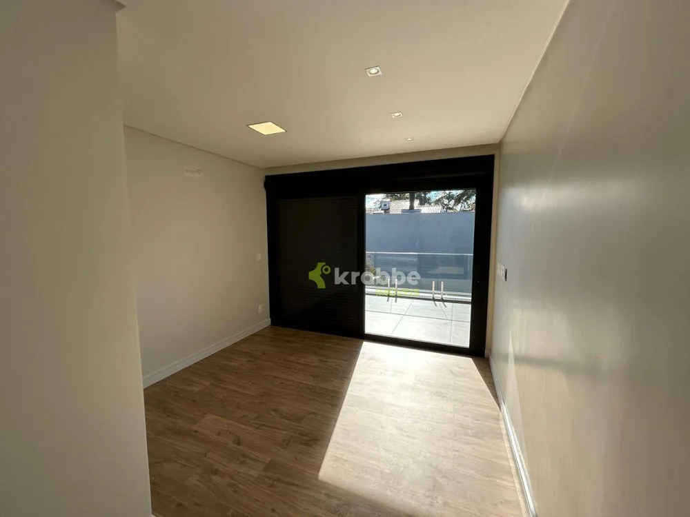 Casa, 3 quartos, 330 m² - Foto 4