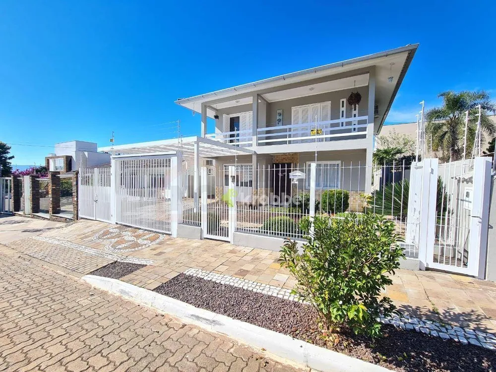 Casa, 3 quartos, 191 m² - Foto 2