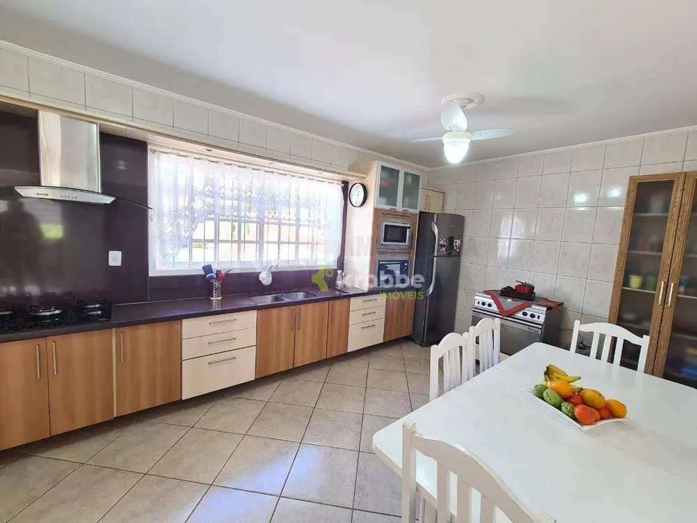 Casa, 3 quartos, 191 m² - Foto 6