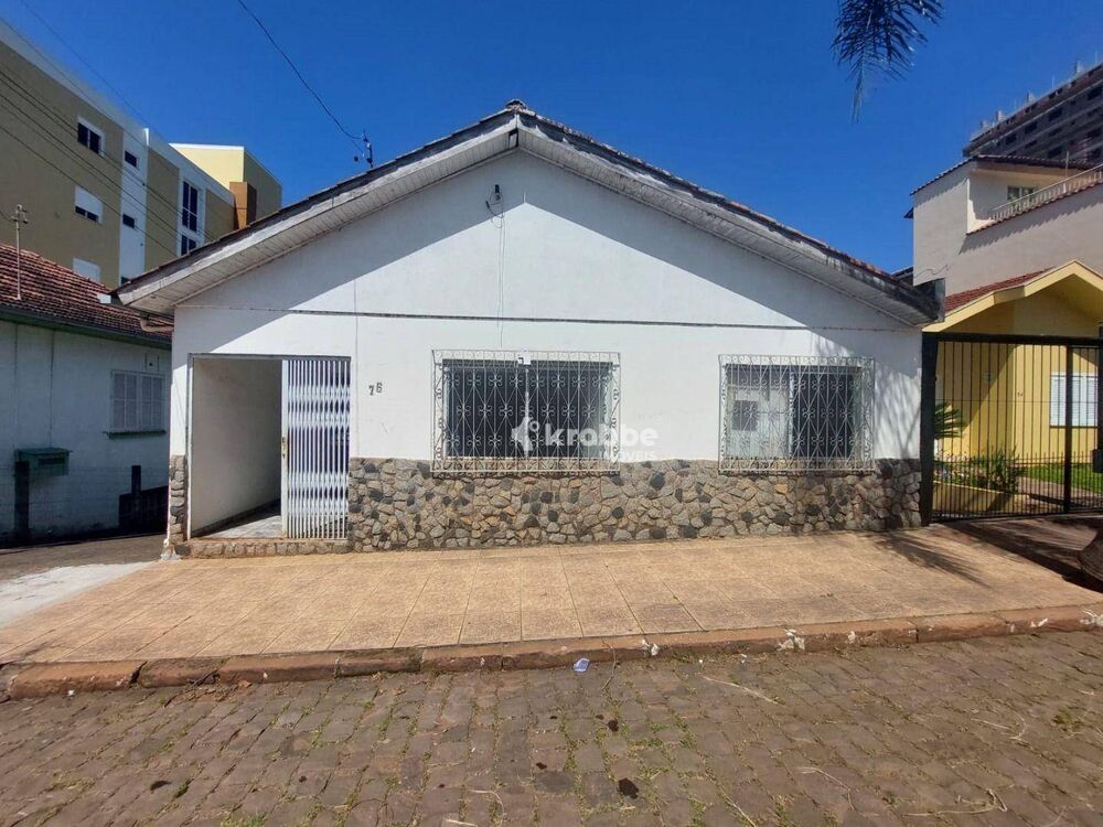 Casa à venda com 2 quartos, 198m² - Foto 1