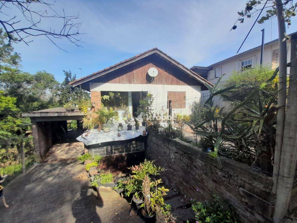Casa à venda com 2 quartos, 60m² - Foto 1