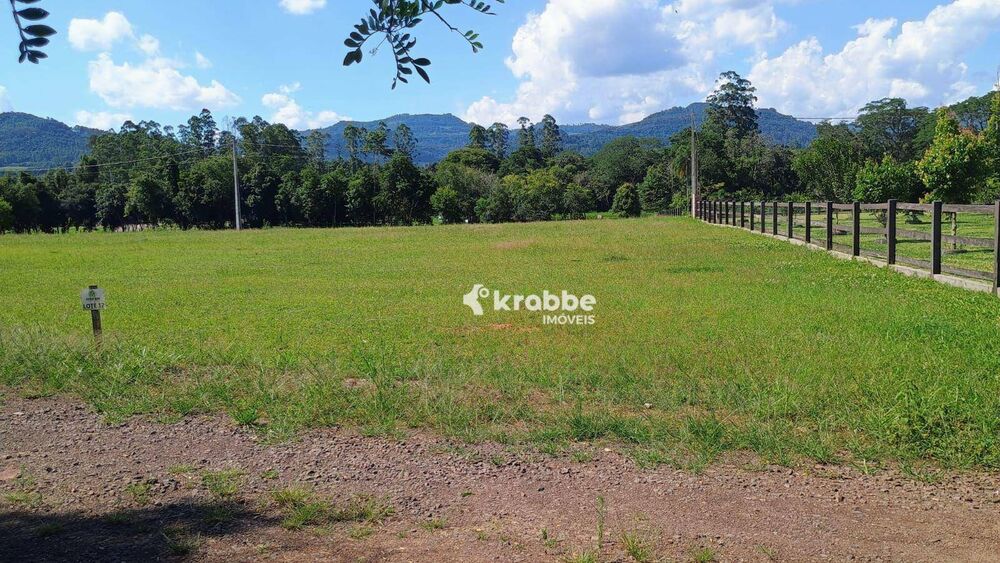 Loteamento e Condomínio, 3297 m² - Foto 1