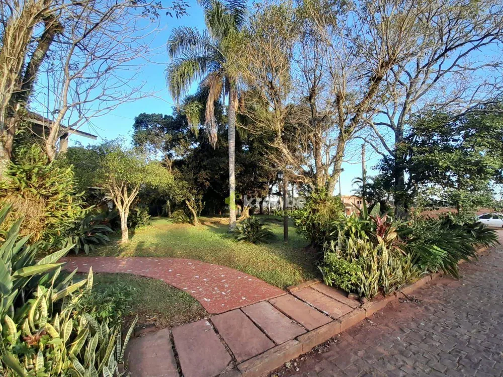 Casa, 6 quartos, 360 m² - Foto 1