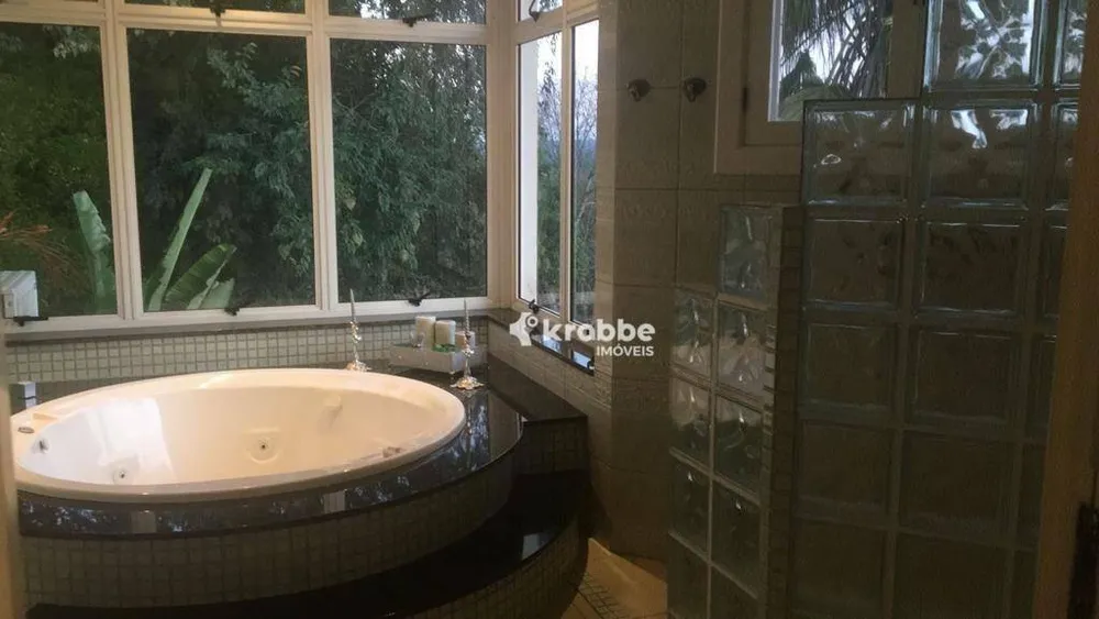 Casa, 4 quartos, 293 m² - Foto 13