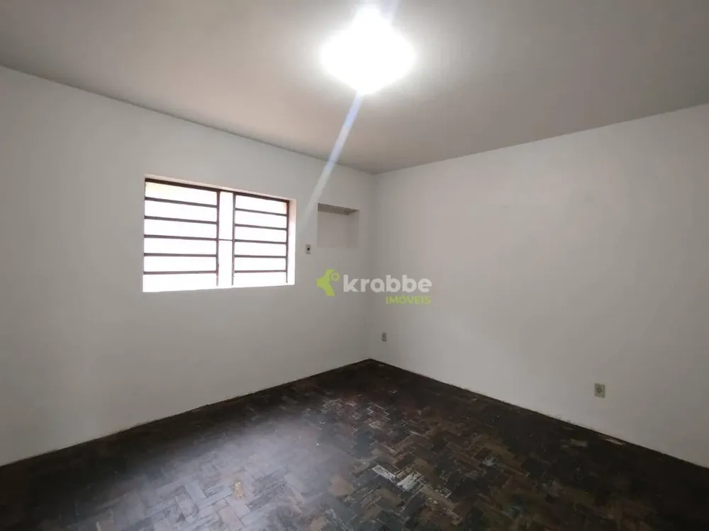 Casa, 6 quartos, 120 m² - Foto 6