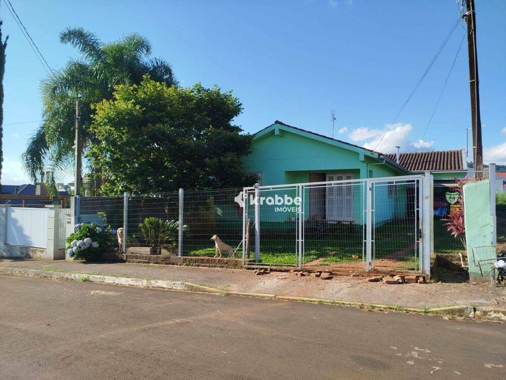 Casa à venda e aluguel com 3 quartos, 128m² - Foto 2