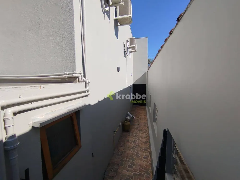 Casa, 3 quartos, 200 m² - Foto 12