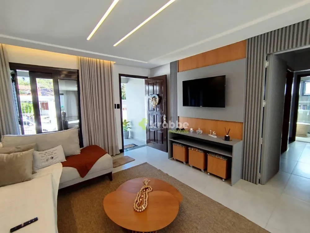 Casa, 3 quartos, 200 m² - Foto 3