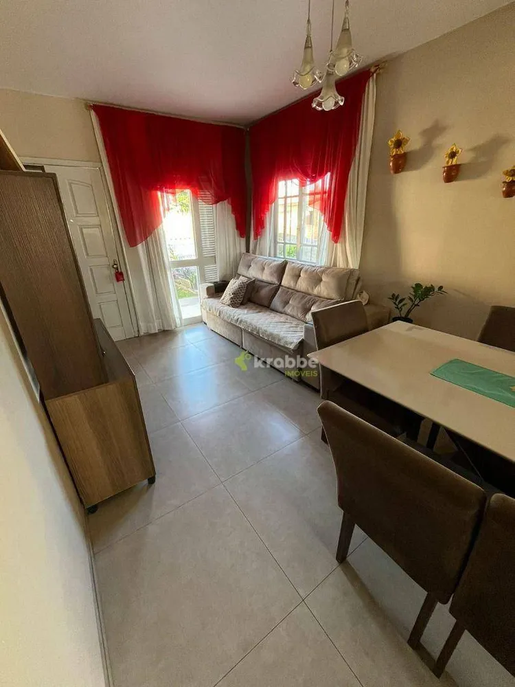 Casa, 3 quartos, 156 m² - Foto 2