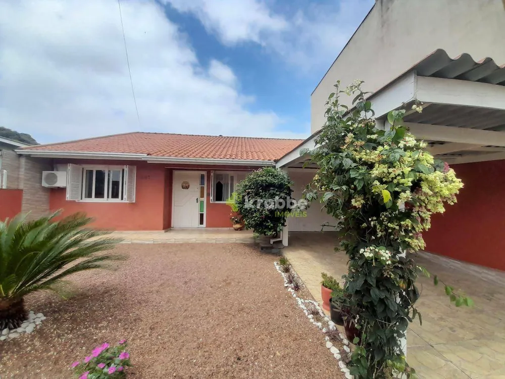 Casa, 3 quartos, 142 m² - Foto 1