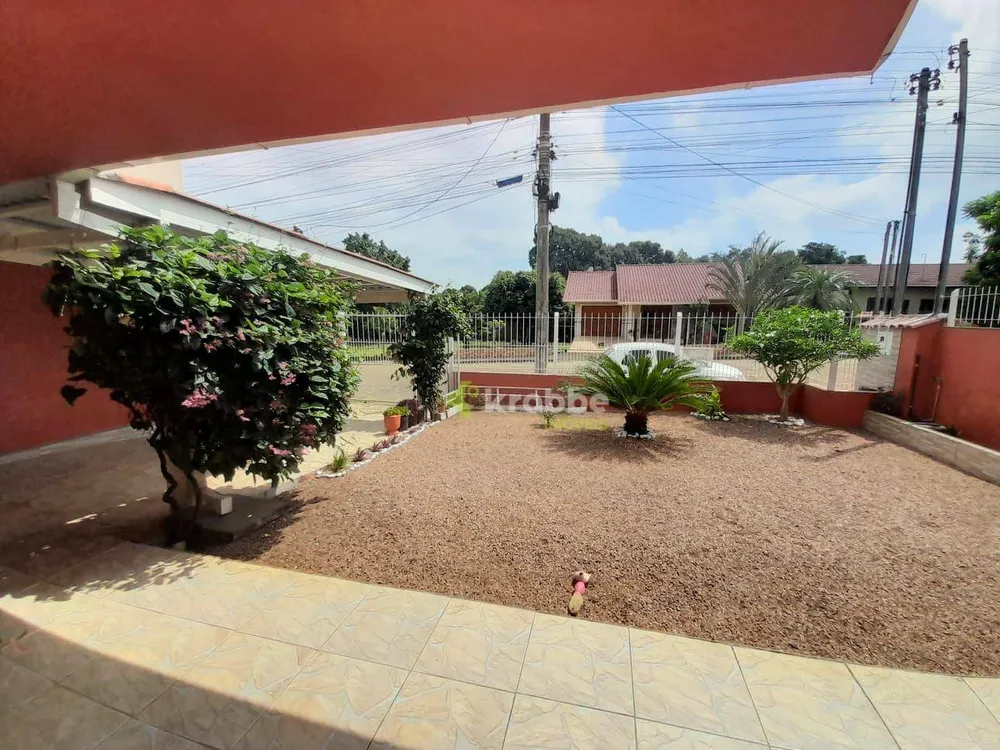 Casa, 3 quartos, 142 m² - Foto 2