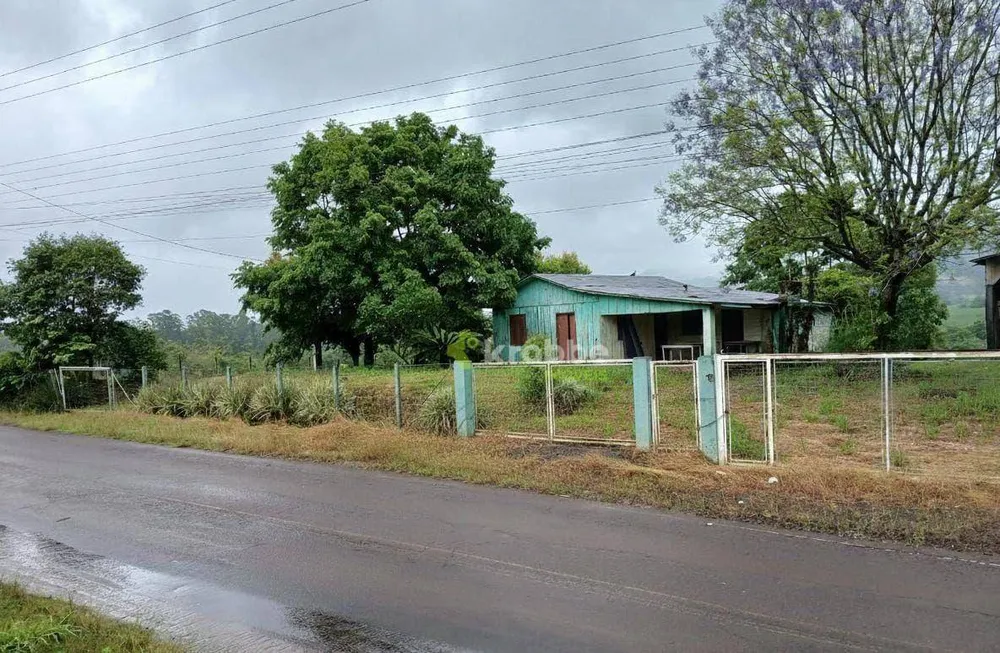Chácara, 4 quartos, 2139 m² - Foto 2