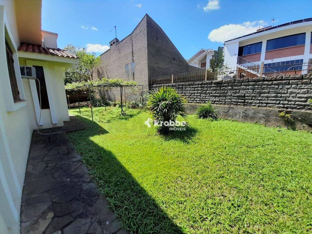 Casa à venda com 3 quartos, 179m² - Foto 14
