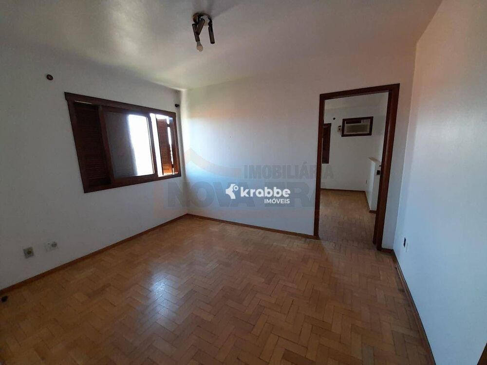 Casa à venda com 3 quartos, 179m² - Foto 6