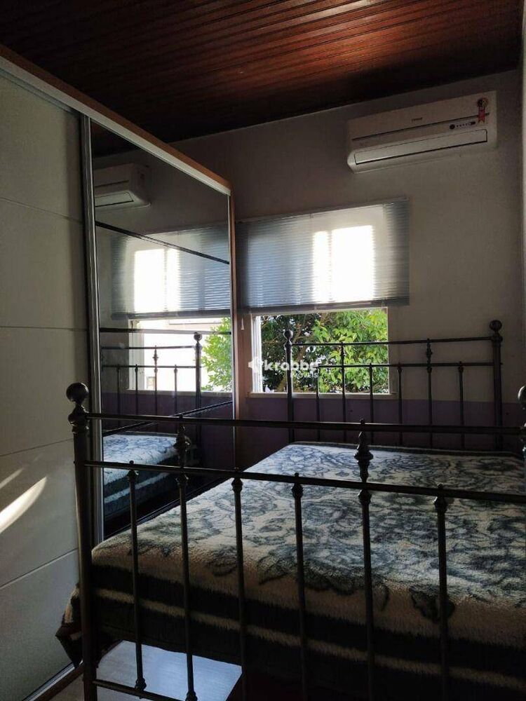 Casa, 3 quartos, 165 m² - Foto 1