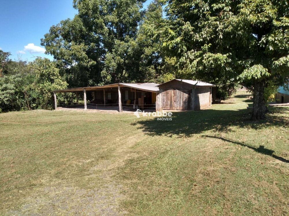 Chácara, 3 quartos, 3084 m² - Foto 3