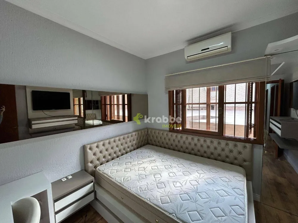 Casa, 4 quartos, 247 m² - Foto 5