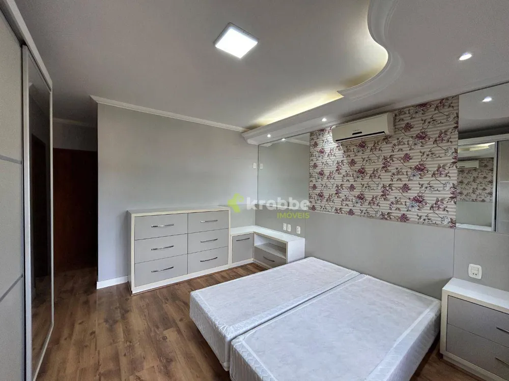 Casa, 4 quartos, 247 m² - Foto 7