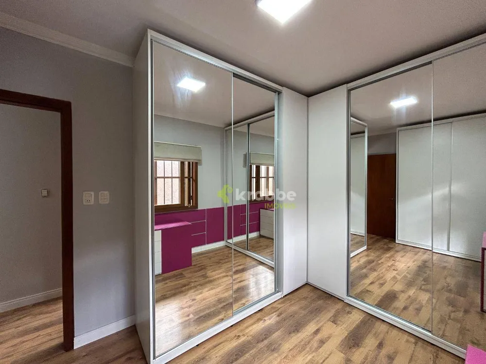 Casa, 4 quartos, 247 m² - Foto 11