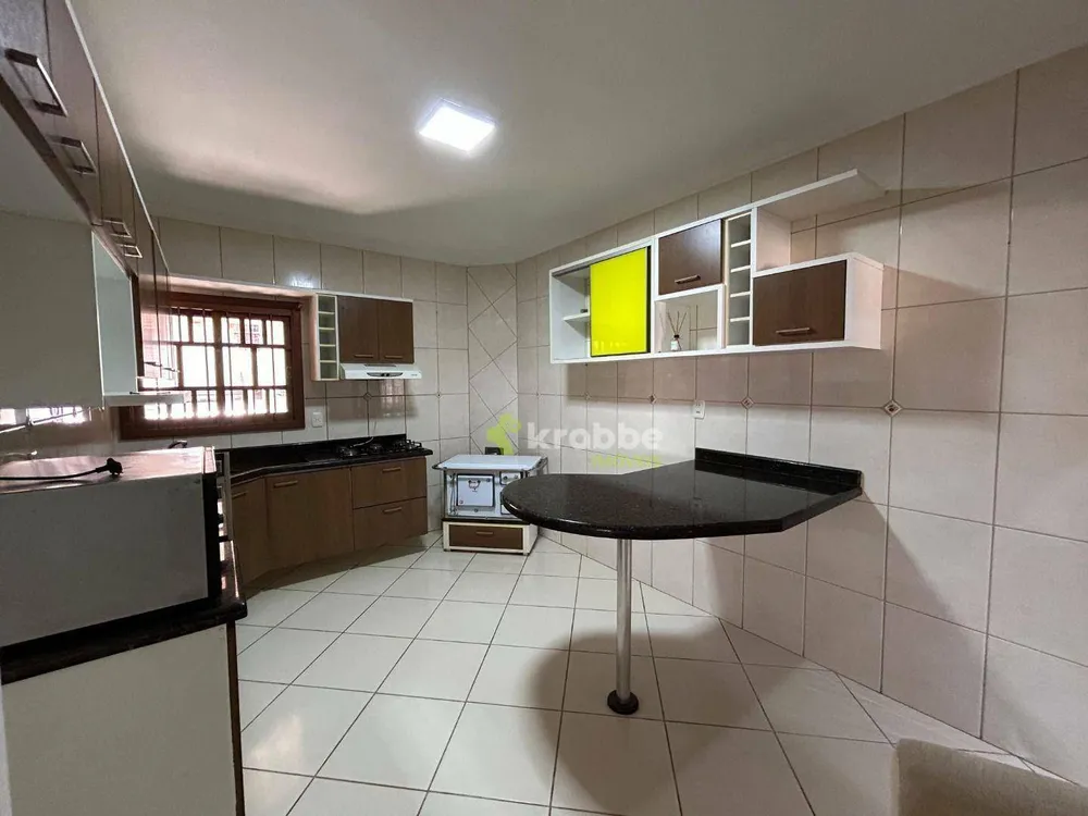 Casa, 4 quartos, 247 m² - Foto 11