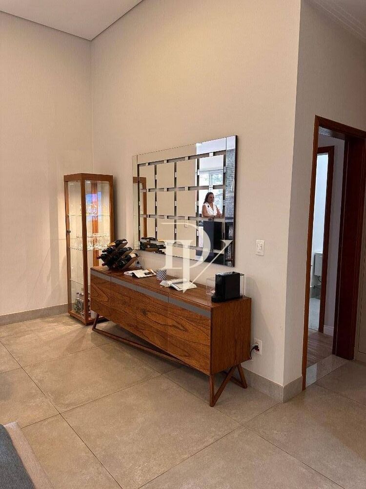 Casa de Condomínio à venda com 3 quartos, 186m² - Foto 1