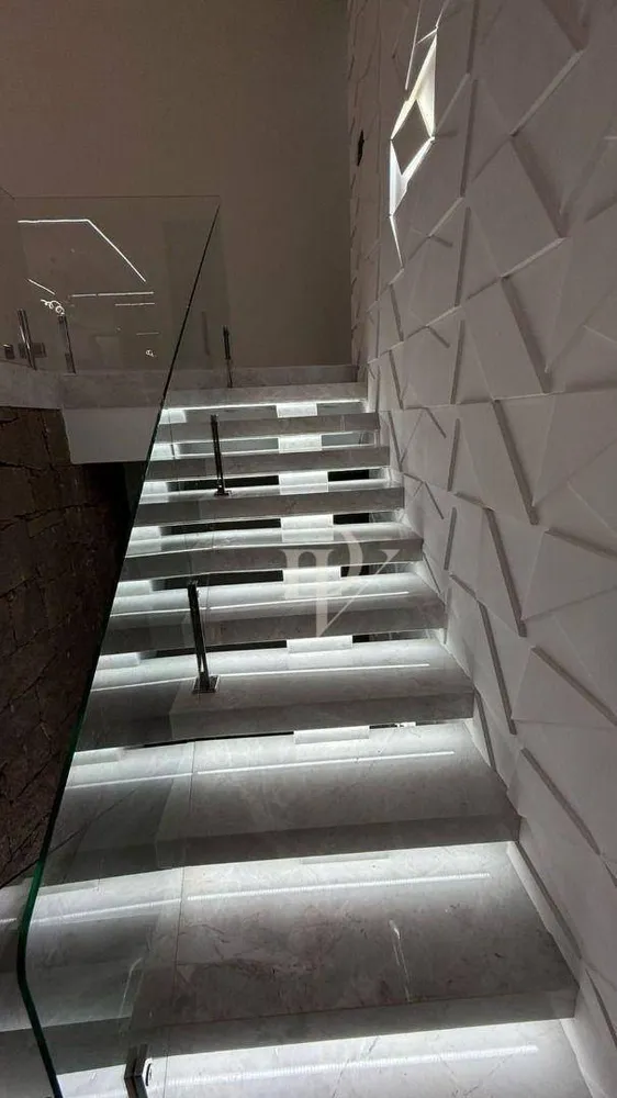 Sobrado, 4 quartos, 680 m² - Foto 1