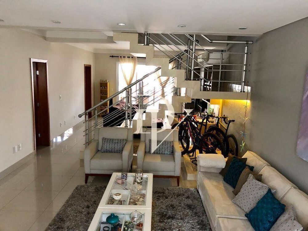 Sobrado, 4 quartos, 280 m² - Foto 2