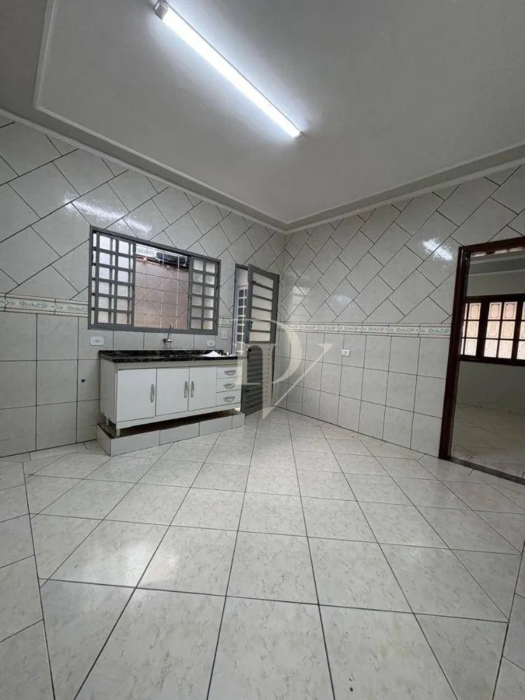 Casa, 3 quartos, 102 m² - Foto 2