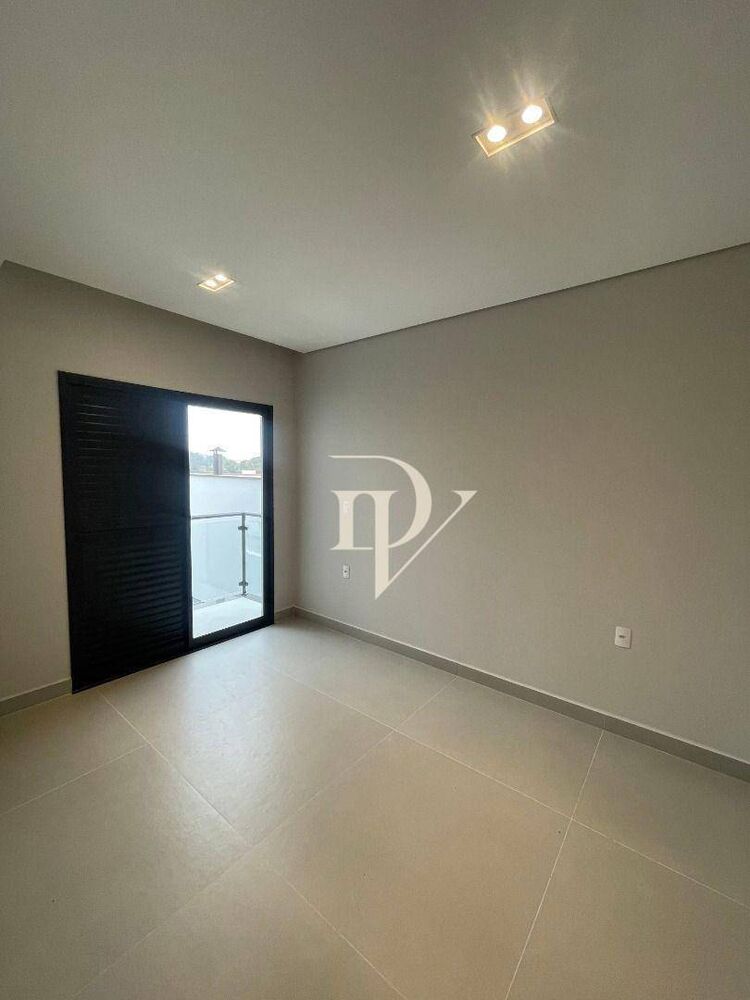 Sobrado à venda com 3 quartos, 258m² - Foto 7