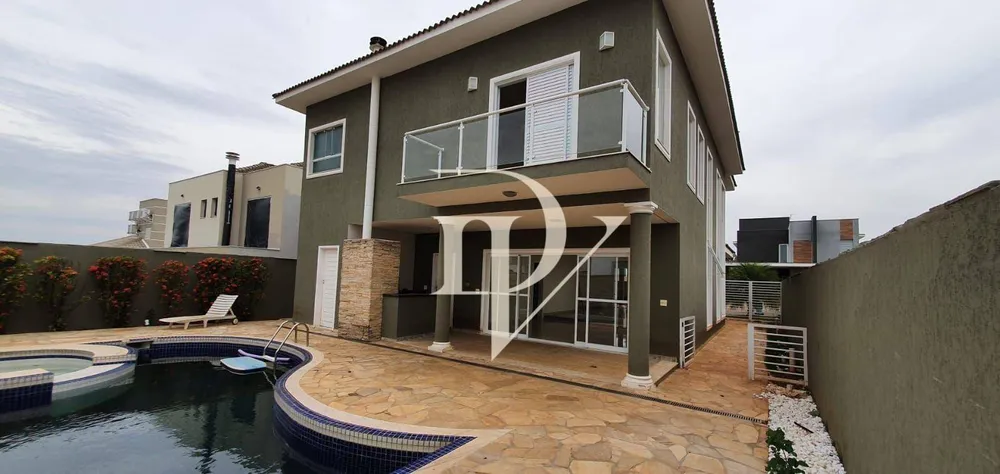 Sobrado, 3 quartos, 323 m² - Foto 1