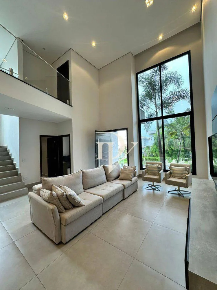 Sobrado, 3 quartos, 357 m² - Foto 4
