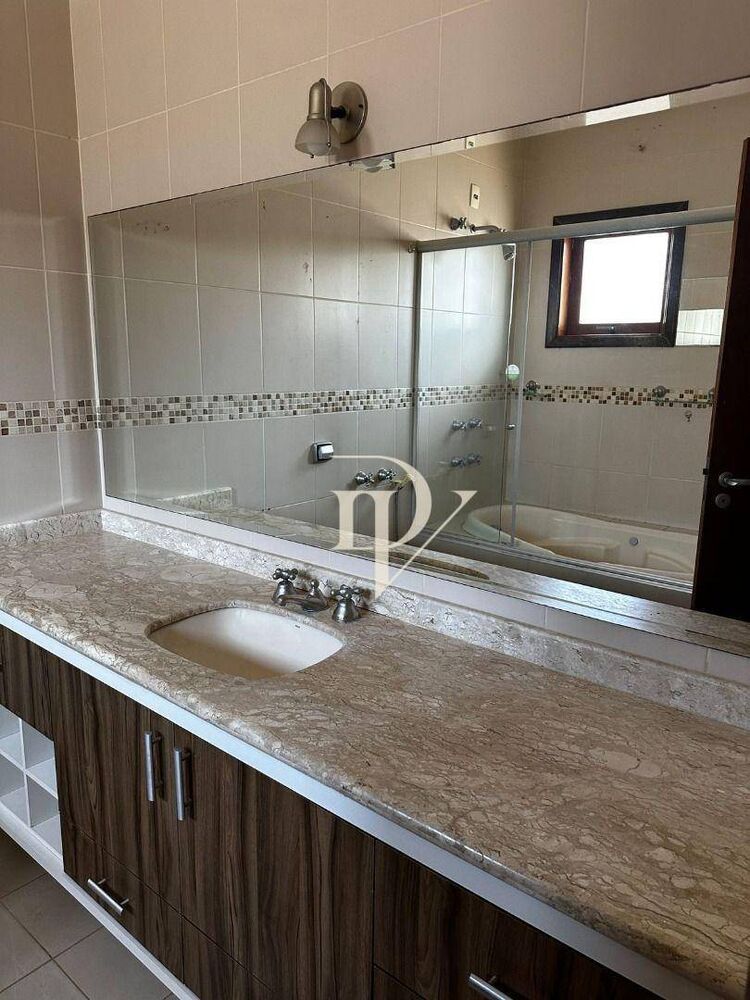 Sobrado, 3 quartos, 307 m² - Foto 2