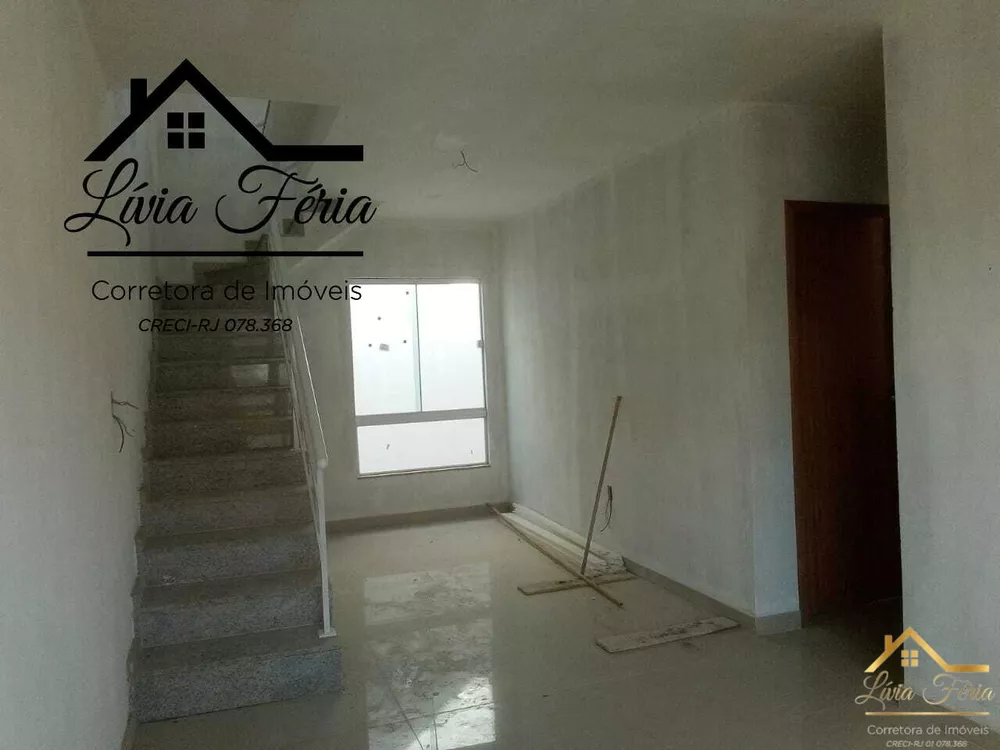 Casa à venda com 2 quartos, 90m² - Foto 2