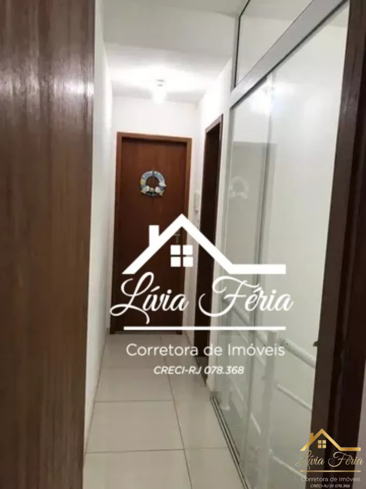 Casa à venda com 2 quartos, 90m² - Foto 2