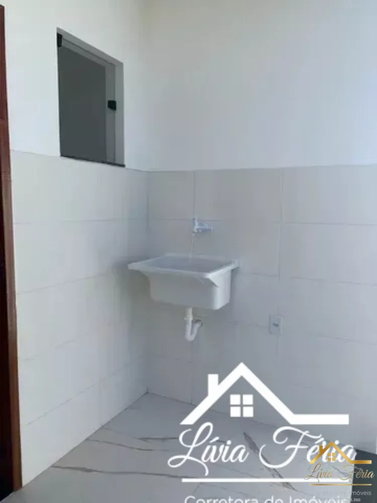 Casa à venda com 2 quartos, 50m² - Foto 3