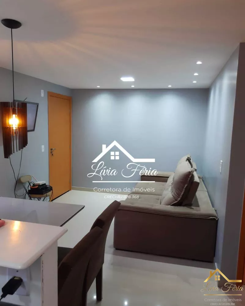 Apartamento à venda com 2 quartos, 42m² - Foto 3