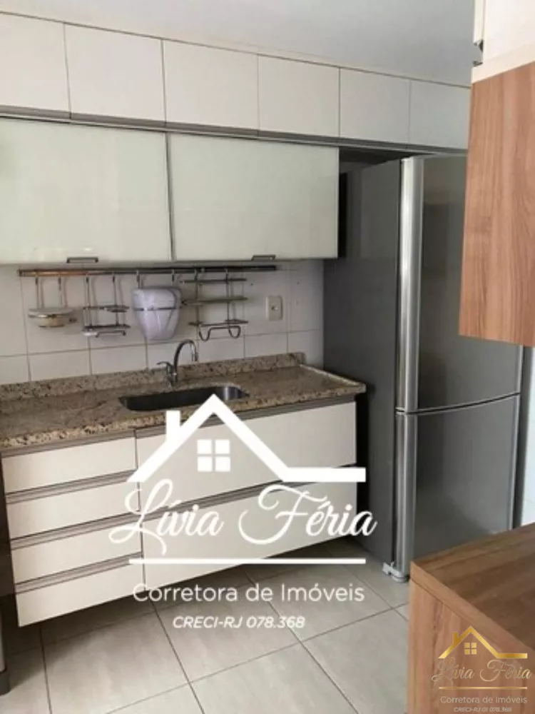 Apartamento à venda com 2 quartos, 66m² - Foto 4